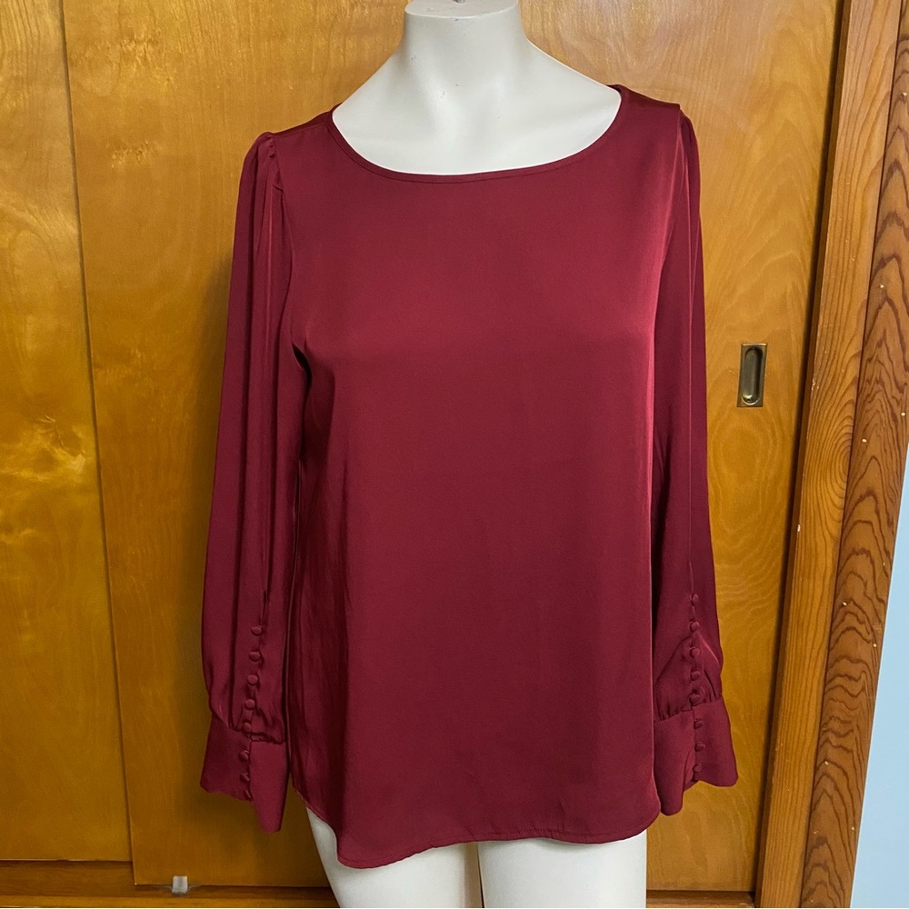 Burgundy Express Blouse with Buttoned Sleeves